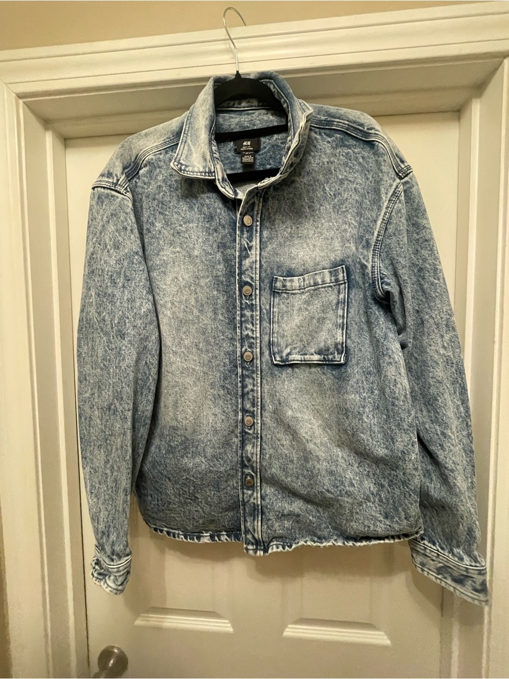 H&M Light Blue Washed Denim Jacket - Men boxy fit size L shirt jacket shacket